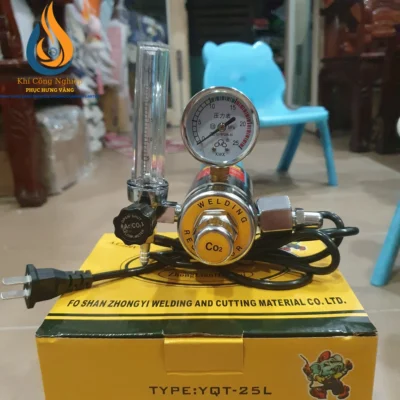 Đồng Hồ Khí CO2 220V Có Sấy (Heater) – Model YQT-25L Chất Lượng Cao 14 Trọn bộ hộp sản phẩm van giảm áp Welding Regulator CO2 dùng cho máy hàn điện tử.